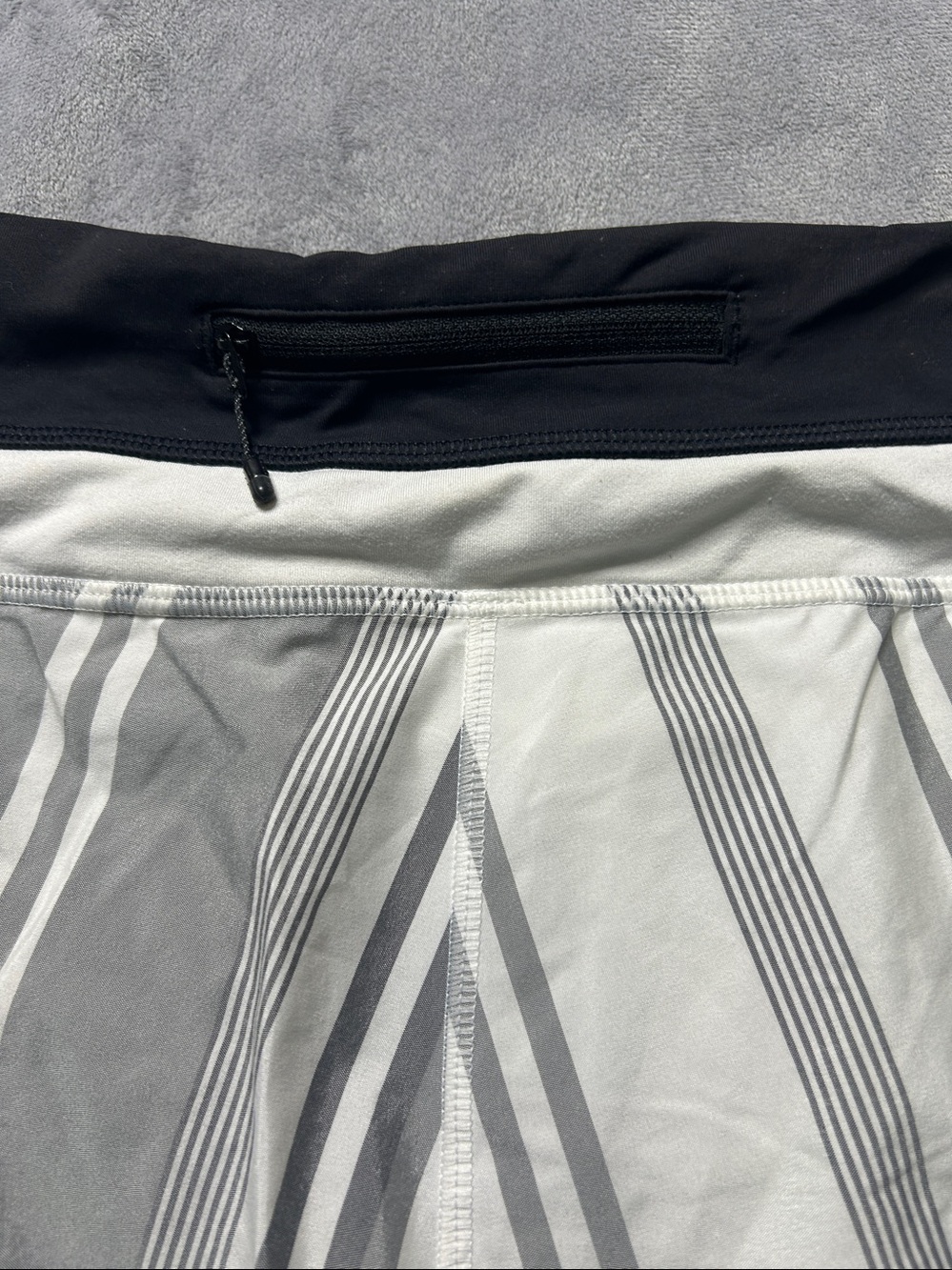 Women's Stripe Athletic Shorts in White and Gray - Picture 4 of 8